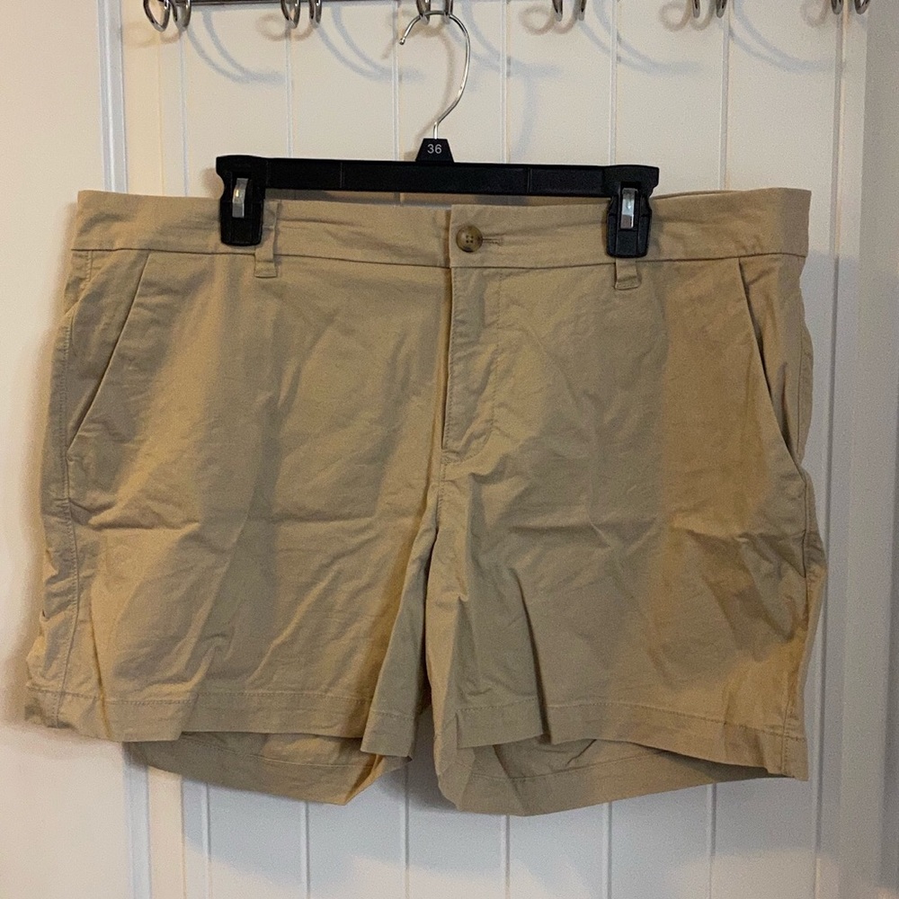 EUC Old Navy shorts 16